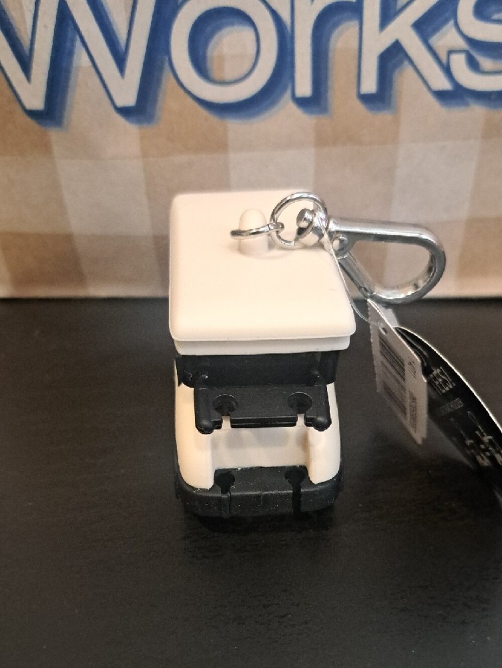 Bath & Body Works Mini Golf Cart Pocketbac Holder - White and Black - Picture 2 of 4